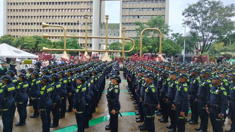 400 nuevos uniformados llegaron a la capital vallecaucana para reforzar el esquema de seguridad en el marco de la Feria de Cali.