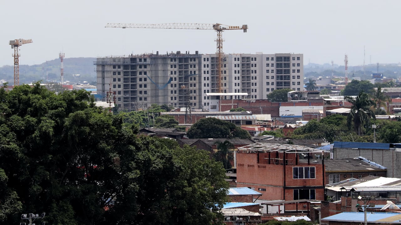 Construcción de vivienda en Cali