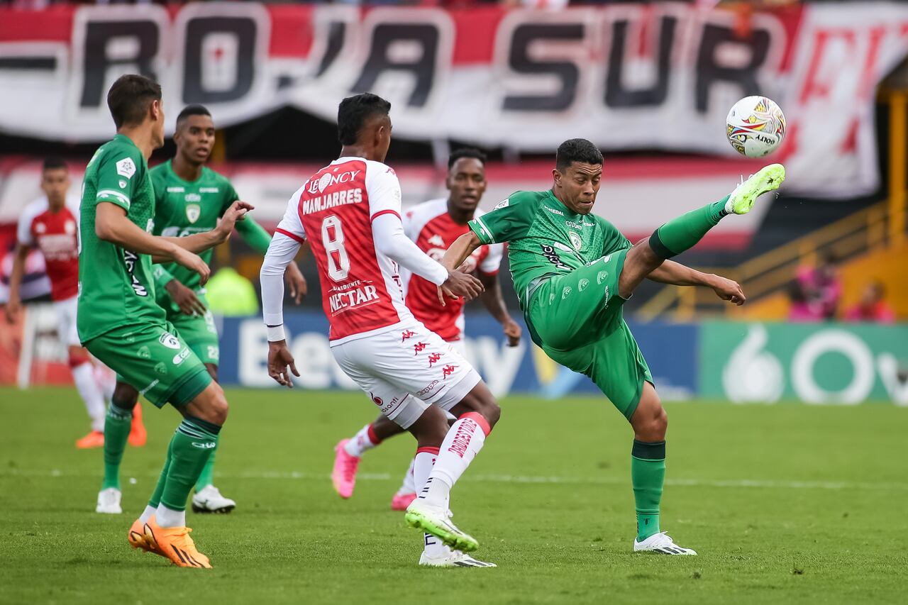 Bogotá. Agosto 12 de 2023. Independiente Santa Fe enfrenta a La Equidad, por la quinta fecha de la liga BetPlay, en el estadio El Campin.(Colprensa-John Paz)