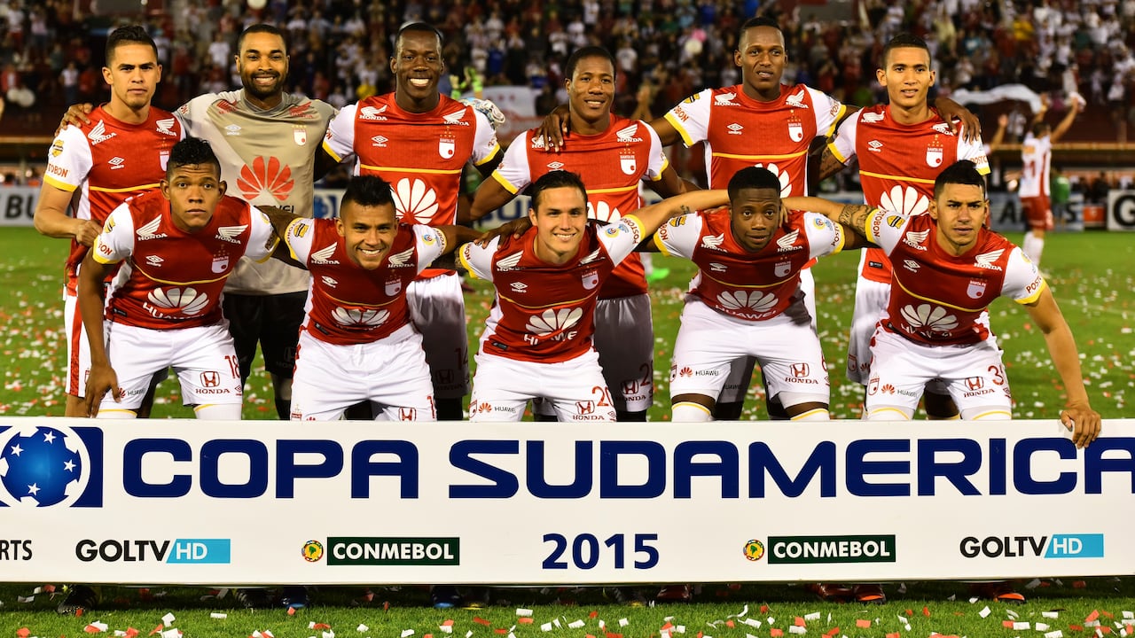 El jugador hizo parte de la nómina de Independiente Santa Fe en la Copa Sudamericana 2015. Incluso, integró el XXl ideal de la competencia.