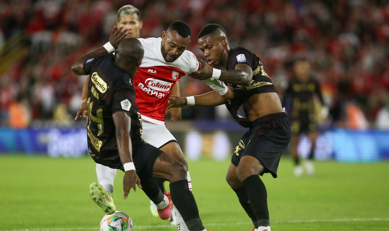 Imagen del encuentro entre Independiente Santa Fe y América de Cali por la fecha 5 del segundo semestre de la Liga Colombiana 2025.