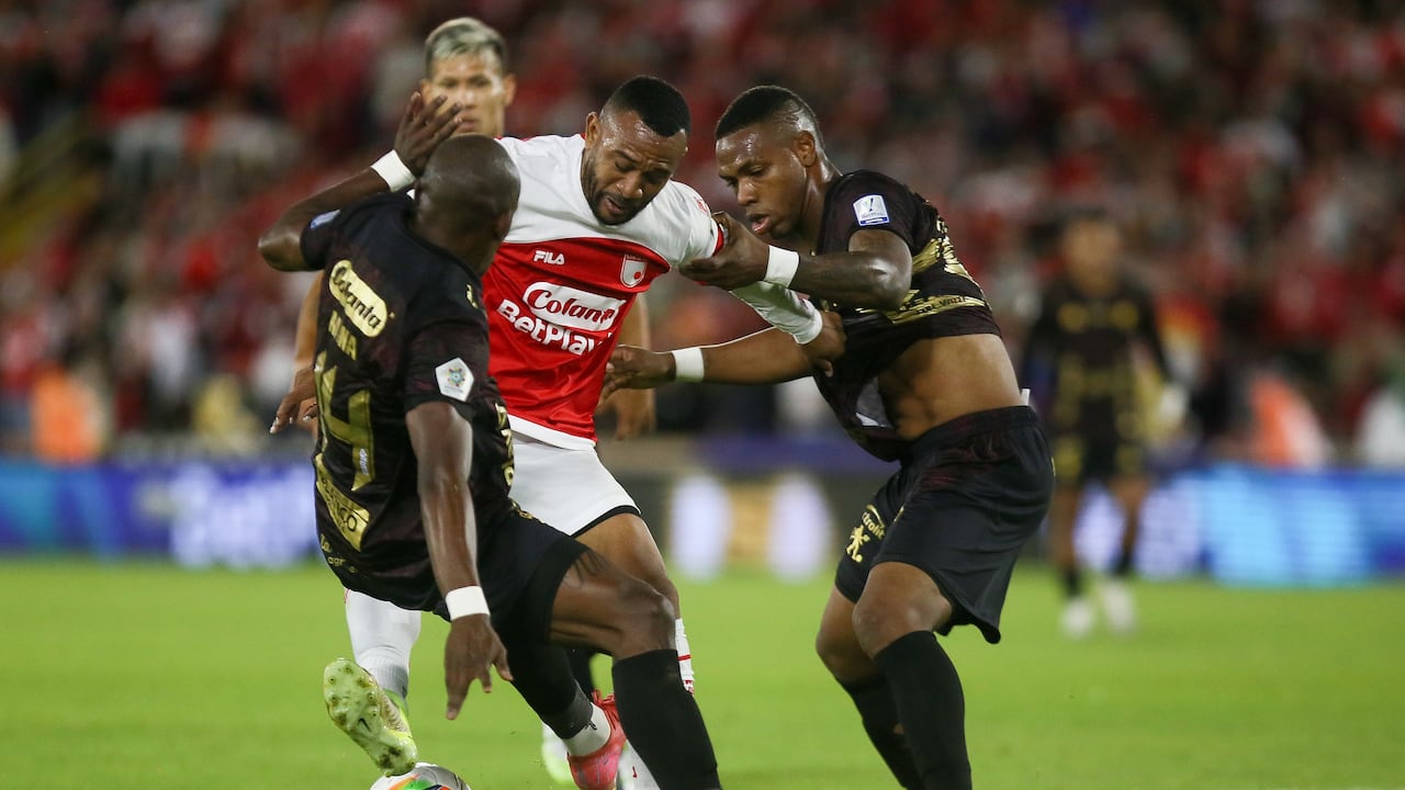 Imagen del encuentro entre Independiente Santa Fe y América de Cali por la fecha 5 del segundo semestre de la Liga Colombiana 2025.