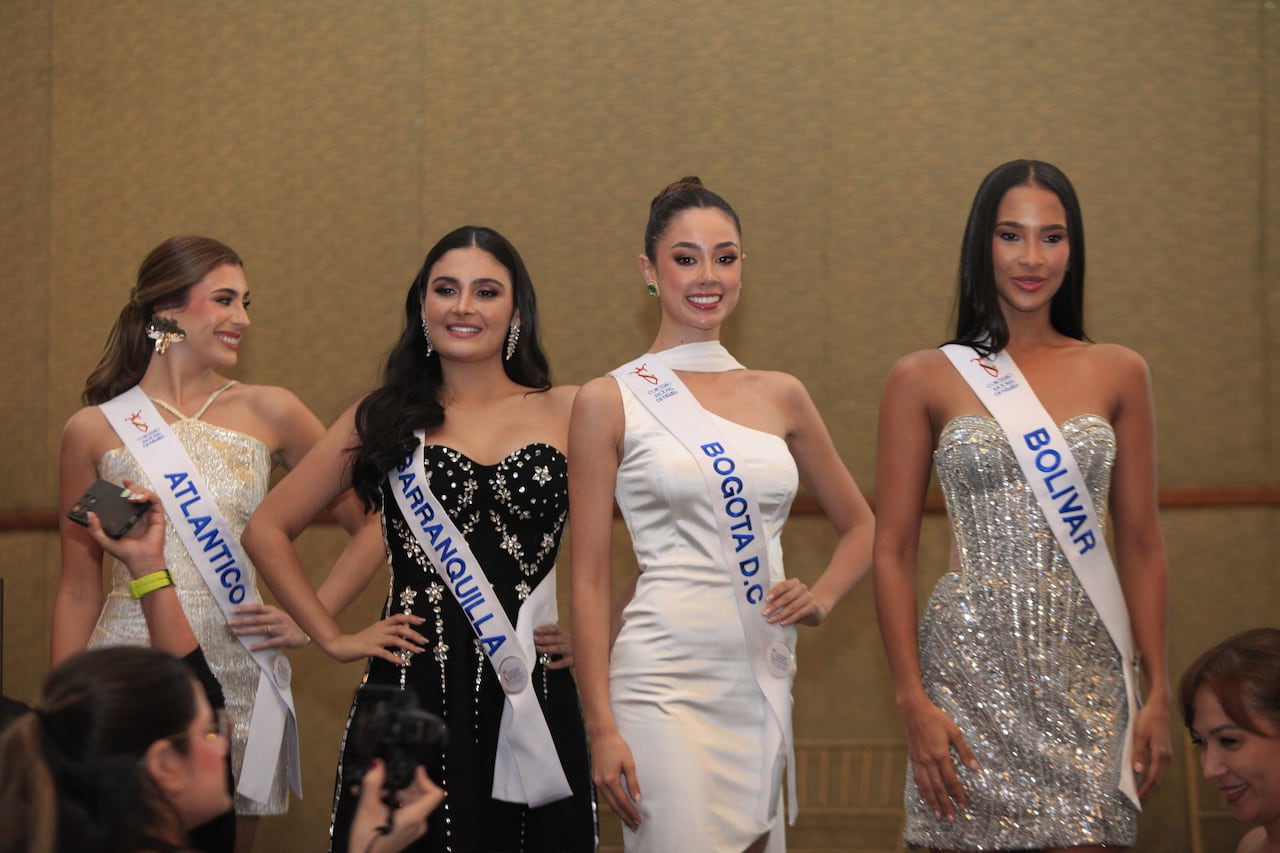 Desfile para los empleados del hotel Hilton, de las candidatas al Reinado Nacional de Belleza 2025.