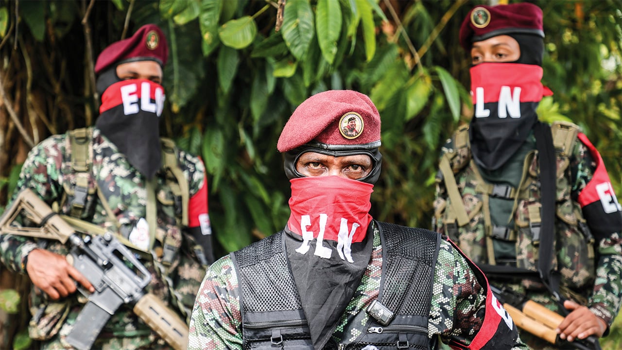 SEMANA se internó cinco horas dentro de Istmina, Chocó, para entrevistarse con el comandante del frente de Guerra Occidental del ELN, Emerson Alirio Martínez, conocido como Yerson. Es la primera vez que habla con la prensa.