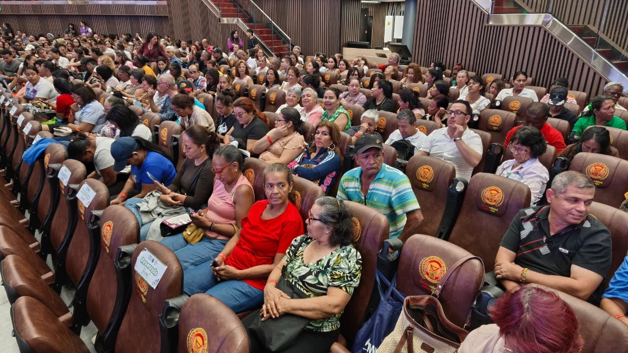 Gobernación del Valle lanza ValleINN+ para impulsar el emprendimiento en 26 municipios