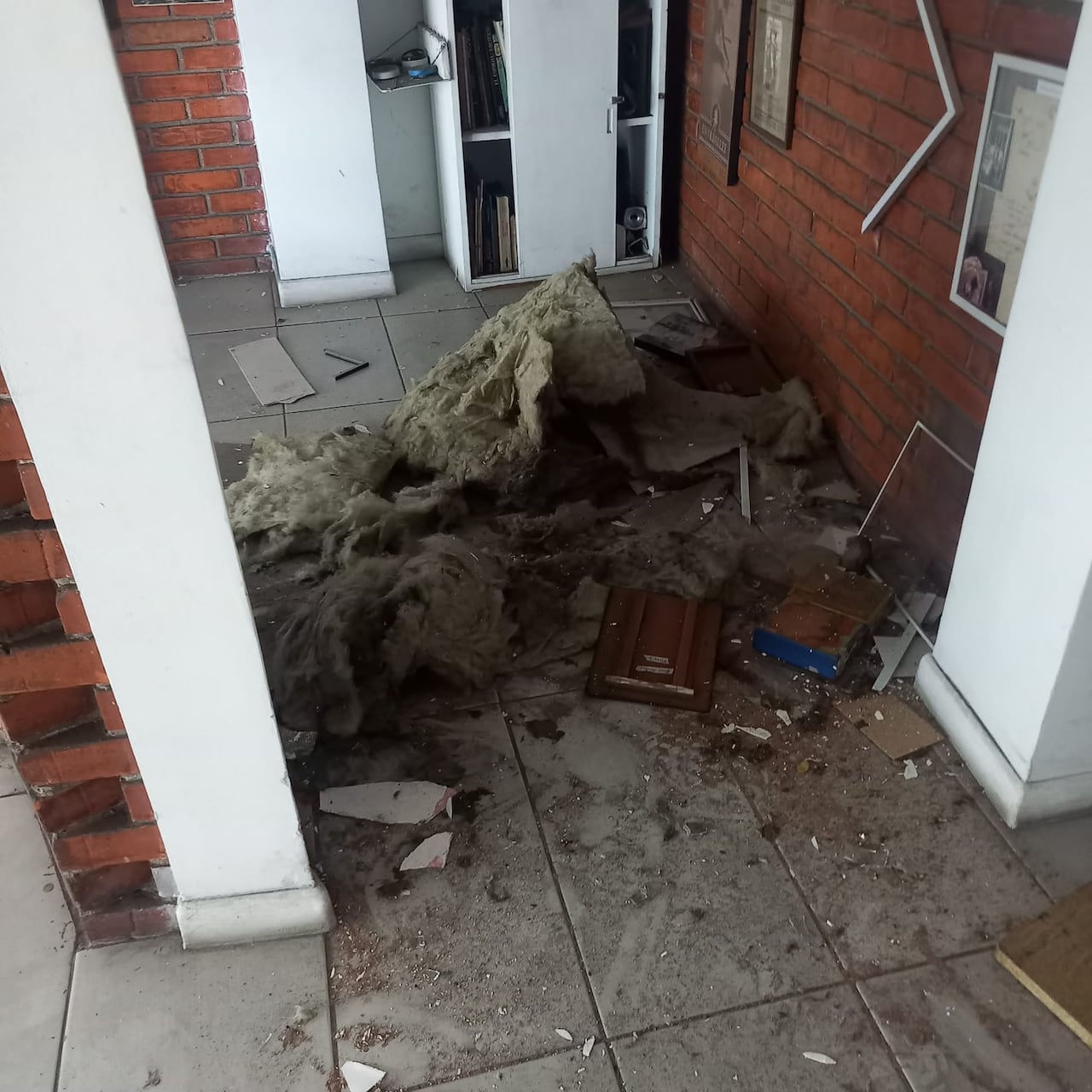 La Policía logró capturar al individuo y se adelantó el proceso de denuncia ante la Fiscalía.