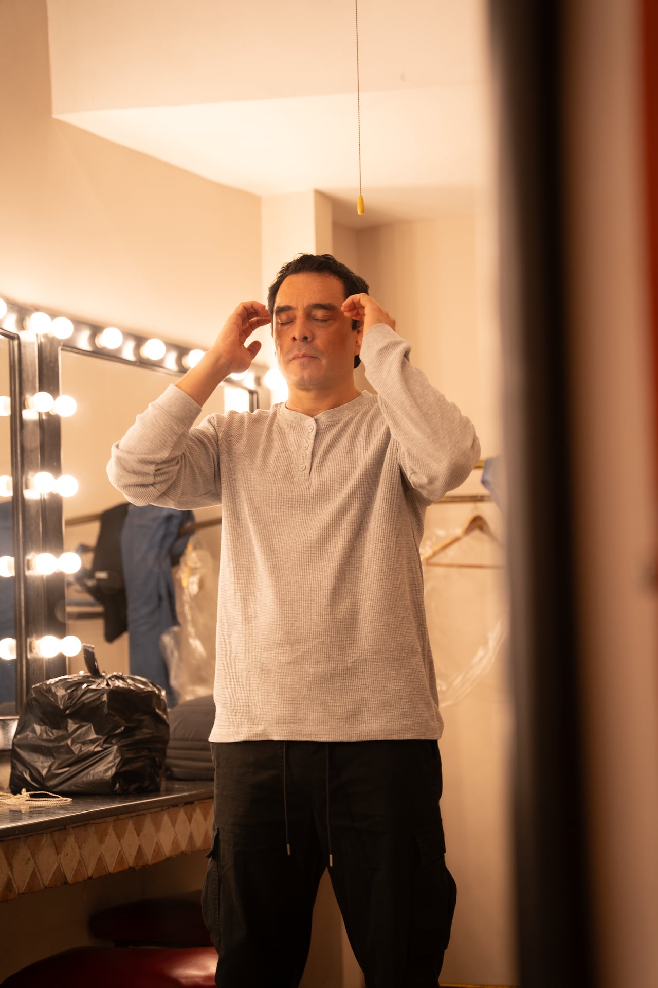 Dany Alejandro Hoyos, antes de ingresar al escenario.