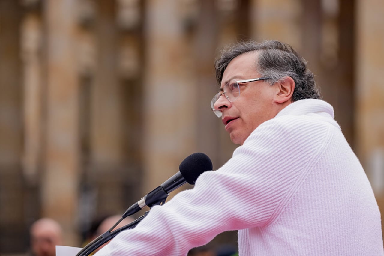 El presidente Gustavo Petro ha recibido críticas desde Ecuador, por las acciones contra estructuras criminales que se dedican al narcotráfico.