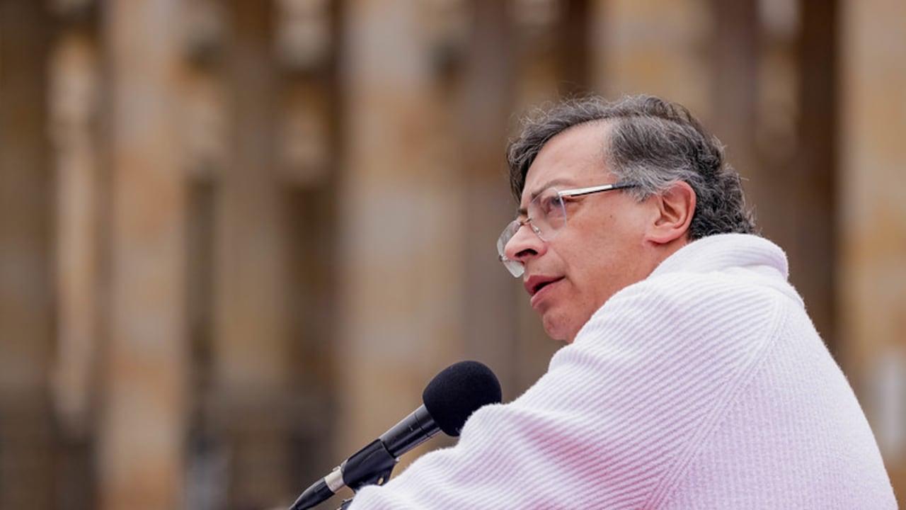 El presidente Gustavo Petro ha recibido críticas desde Ecuador, por las acciones contra estructuras criminales que se dedican al narcotráfico.