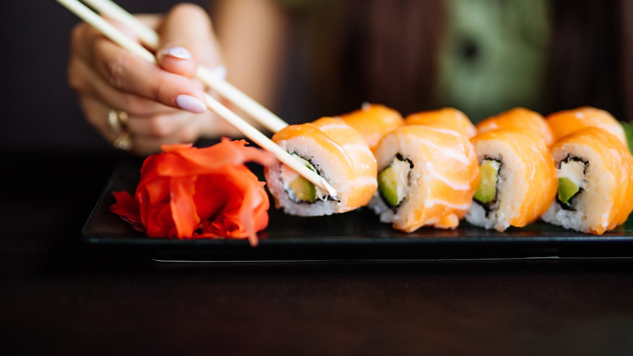 El festival gastronómico regresa a ciudades como Bogotá, Medellín, Cali y Barranquilla con la edición “Los Elegidos”, que premia la creatividad y calidad de los mejores rolls del país.