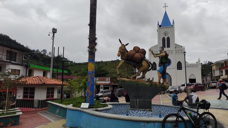 Ansermanuevo tiene varios atractivos turísticos que vale la pena conocer.