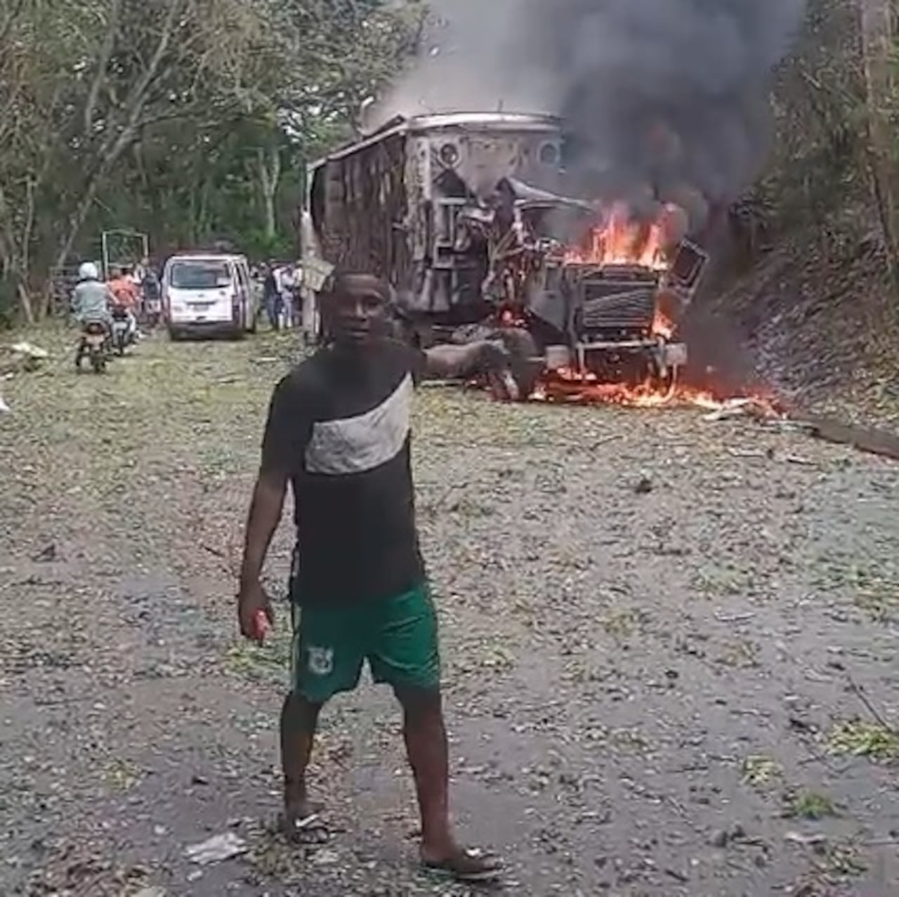 Fuerte explosión en la vía Popayán-Pasto