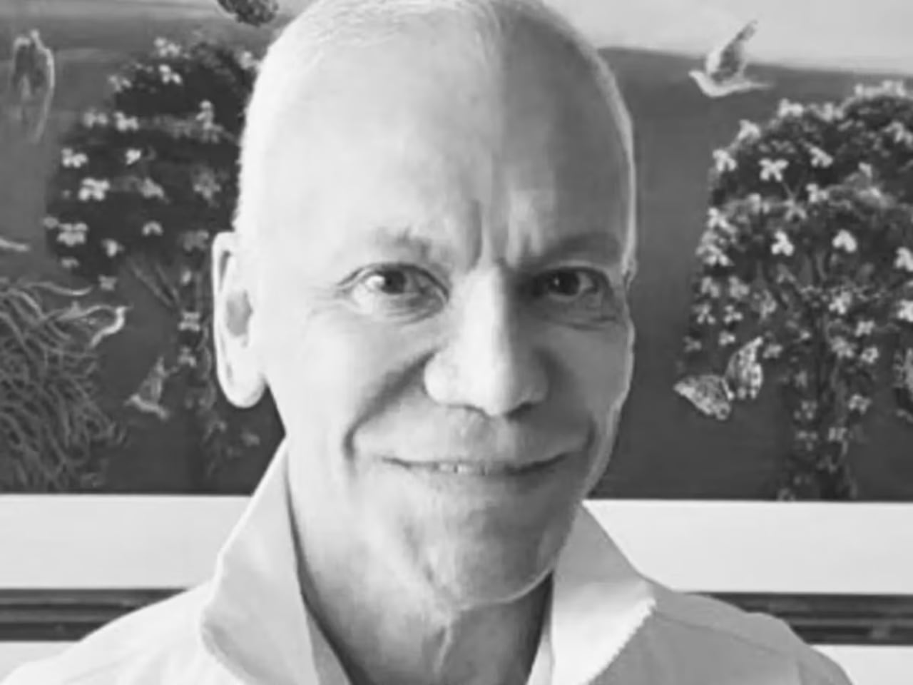 Juan Guillermo Ríos desarrolló una trayectoria de más de cinco décadas en medios de comunicación, con participación en radio, televisión y prensa escrita.