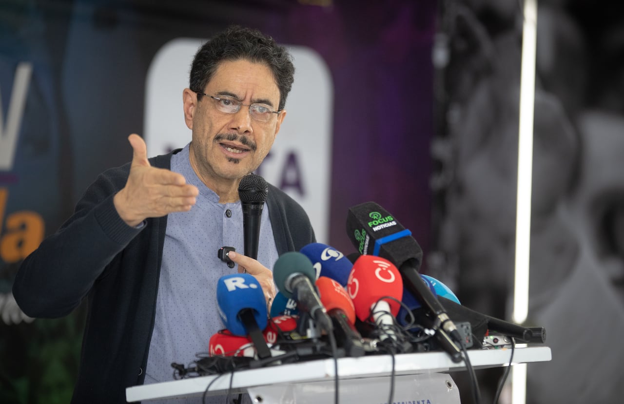 Rueda de prensa candidato a la presidencia, Iván Cepeda