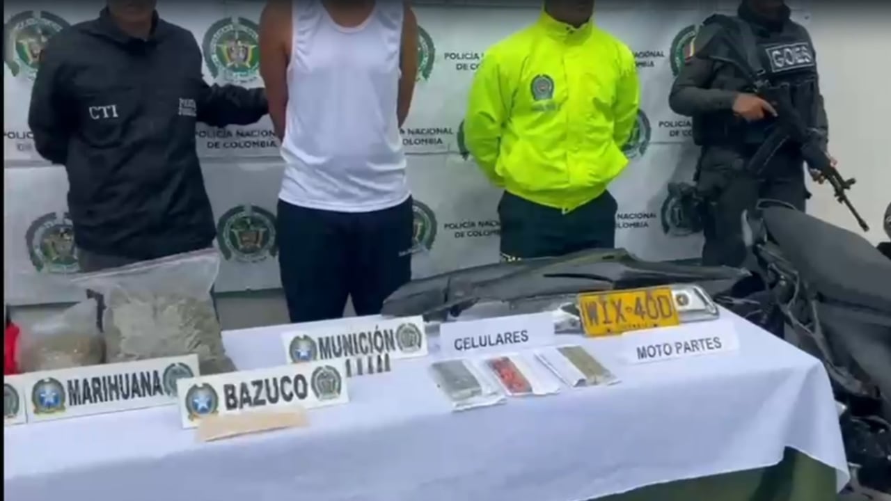 alias ‘El Cholo’, fue capturado en Palmira durante un allanamiento donde se incautaron 1.000 dosis de estupefacientes, municiones y tres motocicletas hurtadas.
