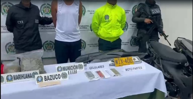 alias ‘El Cholo’, fue capturado en Palmira durante un allanamiento donde se incautaron 1.000 dosis de estupefacientes, municiones y tres motocicletas hurtadas.