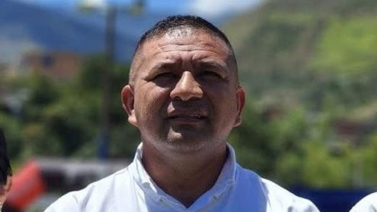 El mismo diputado Víctor Armero denunció este hecho delictivo registrado en el tramo Popayán-Pasto de la vía Panamericana.