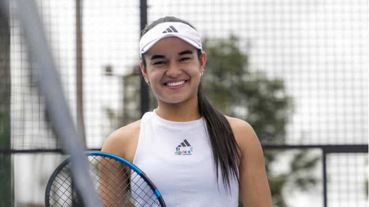 Orgullo y alegría en el departamento del Huila por la convocatoria de la tenista María Camila Torres a la Selección Colombia de tenis. Ella representará al país en la próxima edición de los Juegos Bolivarianos, a disputarse en Lima y Ayacucho, Perú, entre el 22 de noviembre y el 7 de diciembre. El tenis tendrá competencias entre el primero y el 7 de diciembre.