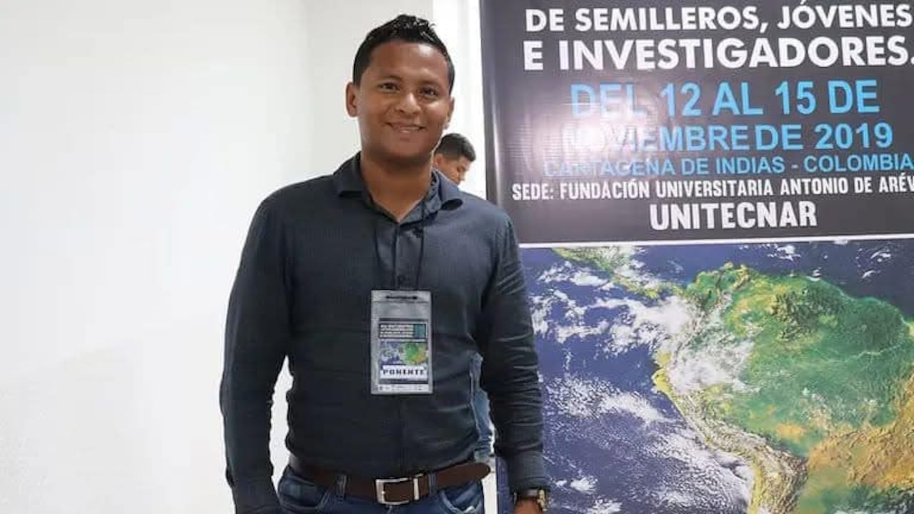 Zamir Montero Perduz, nacido en Santa Marta, es profesor en el colegio IED John F. Kennedy en el municipio de Fundación, Magdalena