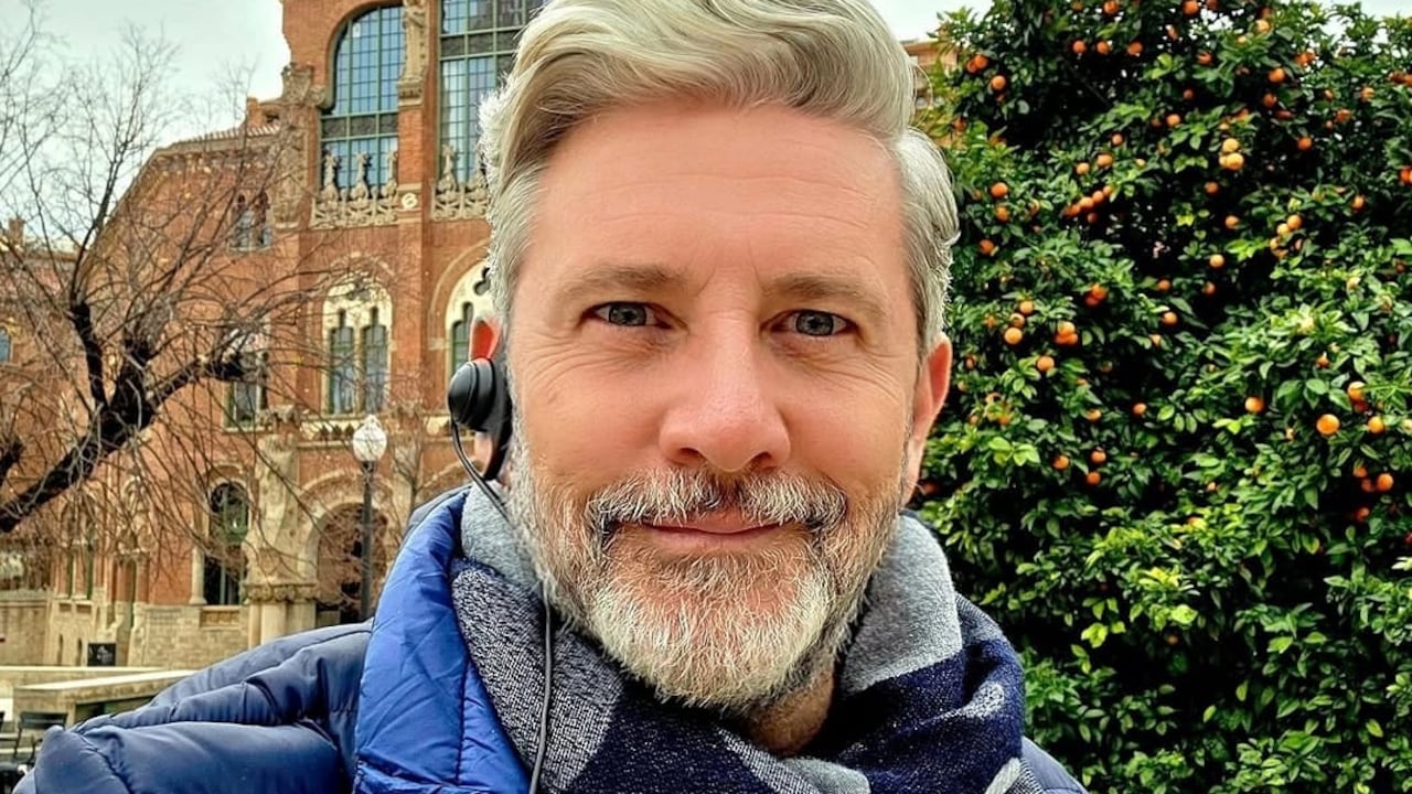 Krish Benvenuti, comunicador y coach de bienestar, guía de longevidad consciente.