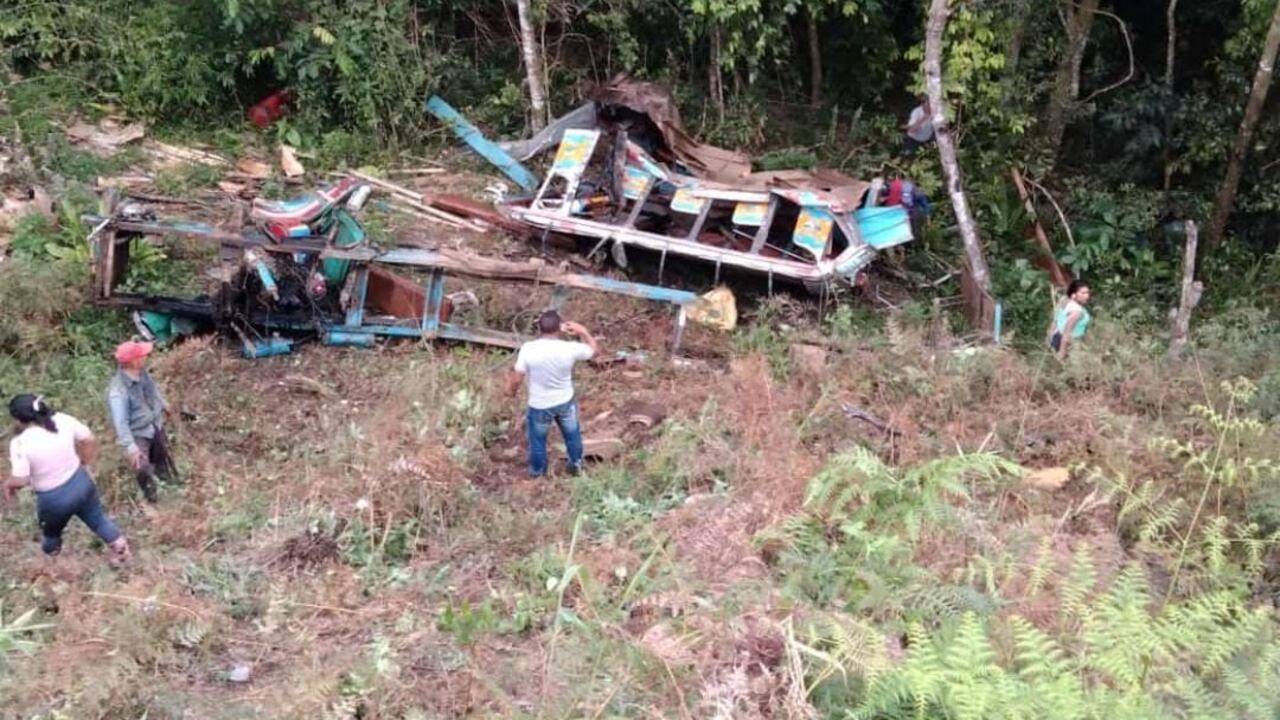 Accidente chiva en el cauca.