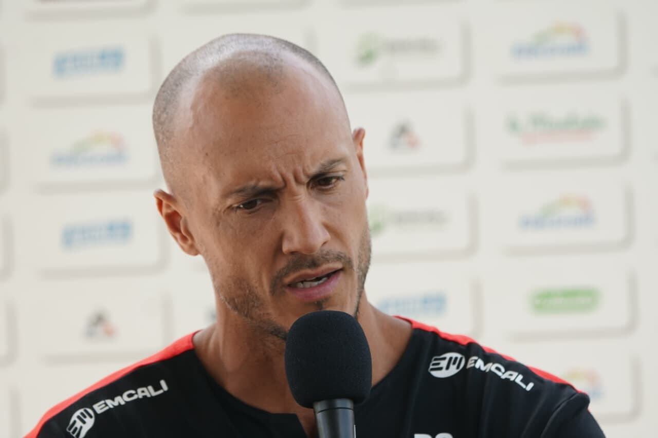 Técnico del América de Cali en 2025 es David González. Foto Jorge Orozco