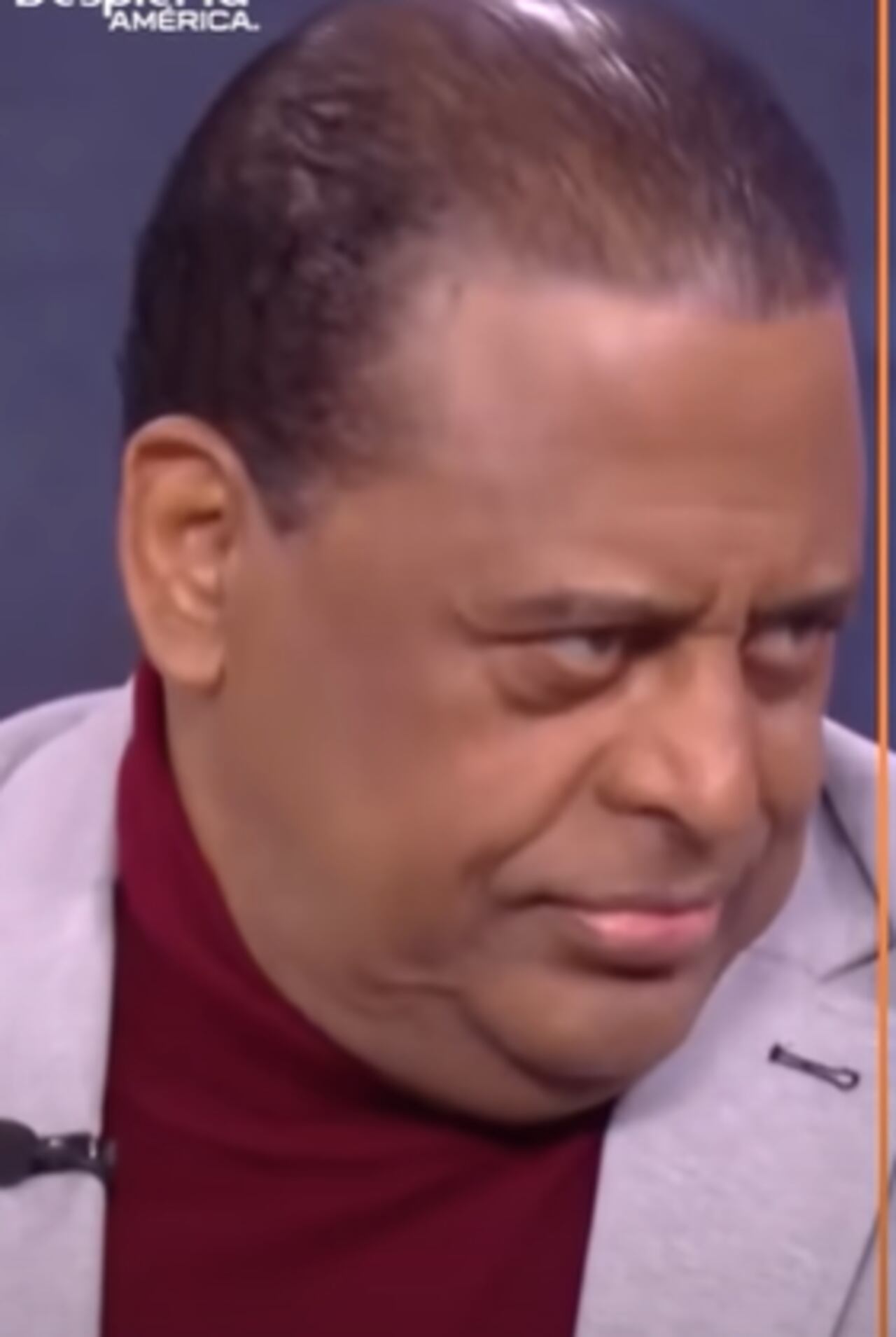 Wilfrido Vargas tuvo extrañas conductas en pleno programa en vivo.