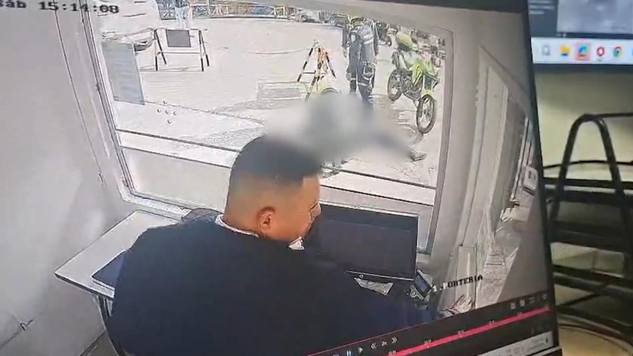 Este es el momento en el que el sospechoso fue capturado.