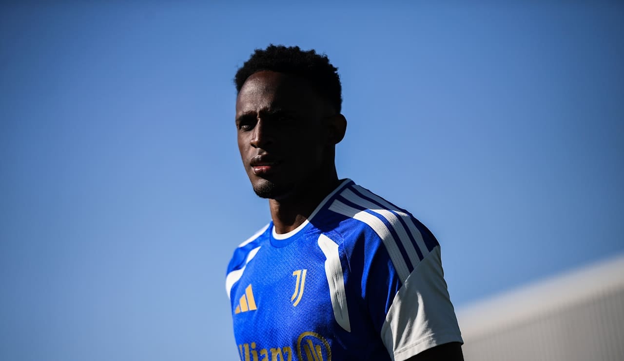 Jhon Janer Lucumí en un entrenamiento con la Juventus.