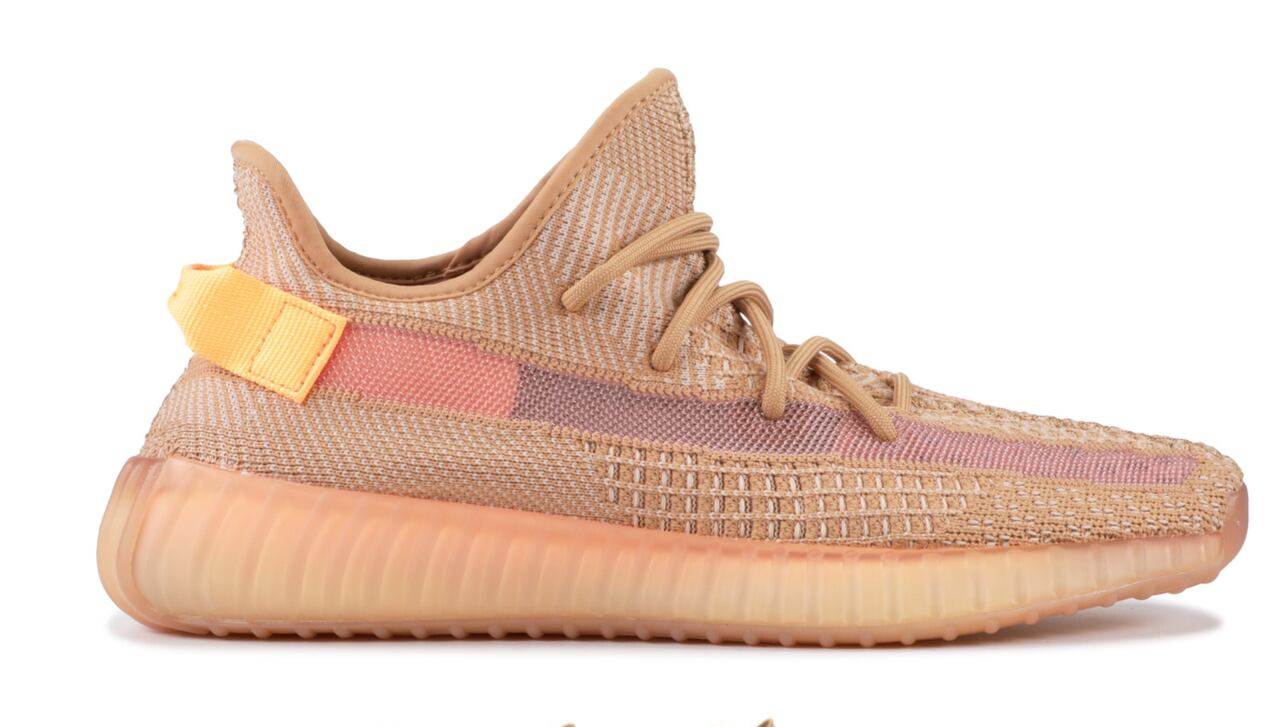 Los Yeezy, creación de Kanye para Adidas, venden alrededor de 1500 millones de dólares anuales.