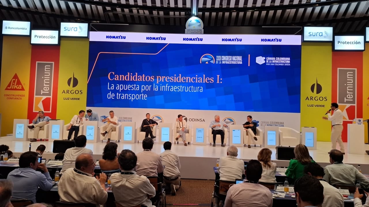 Durante el Congreso de Infraestructura se abrió espacio para los precandidatos a la presidencia.