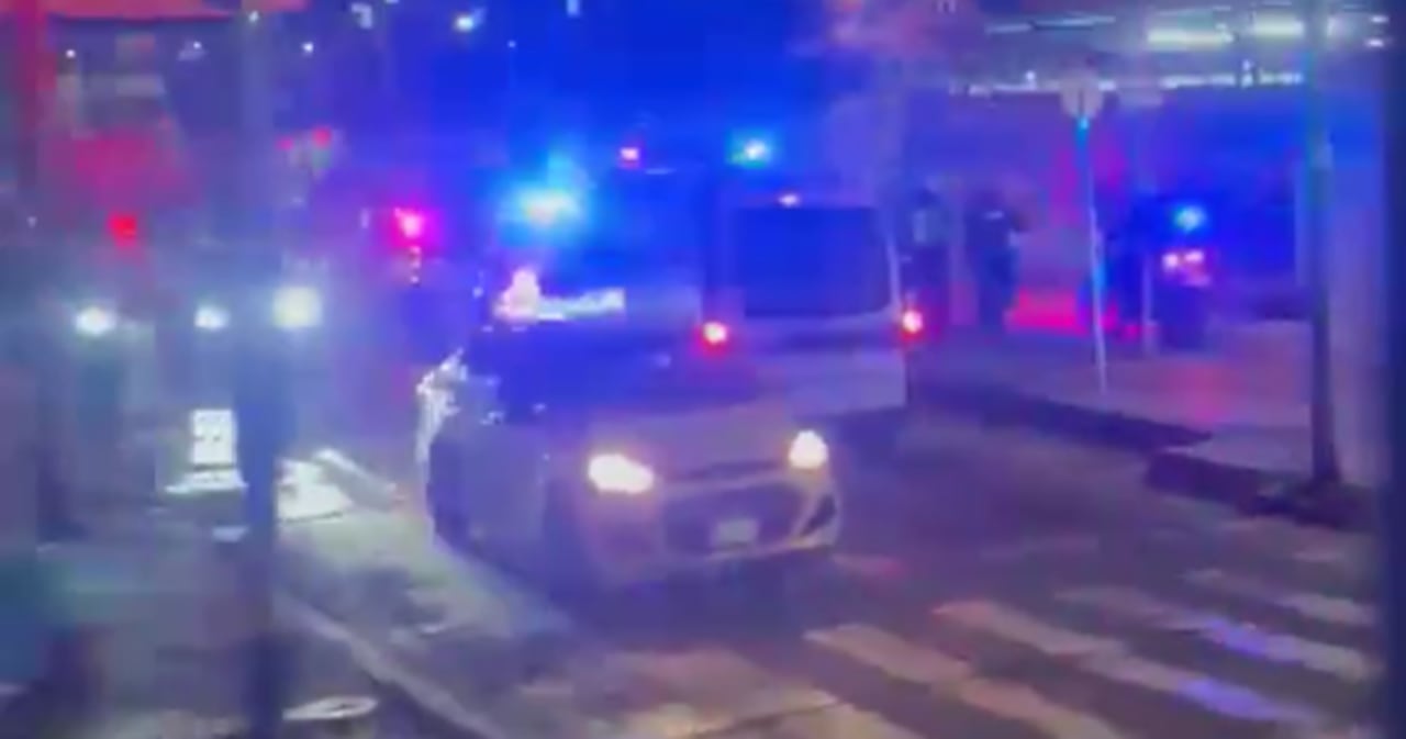 La riña entre hinchas que se presentó en Bogotá ha dejado, hasta el momento, dos personas muertas.