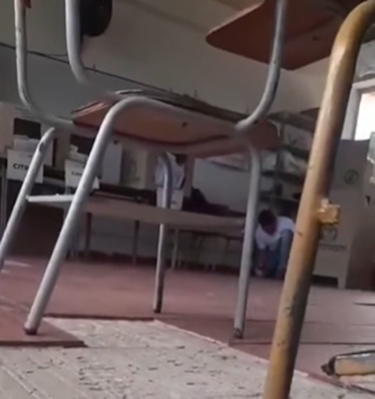 Momentos de tensión se vivieron en el puesto de votación de Puerto Lozada tras un hostigamiento armado registrado al momento del cierre de las mesas electorales.