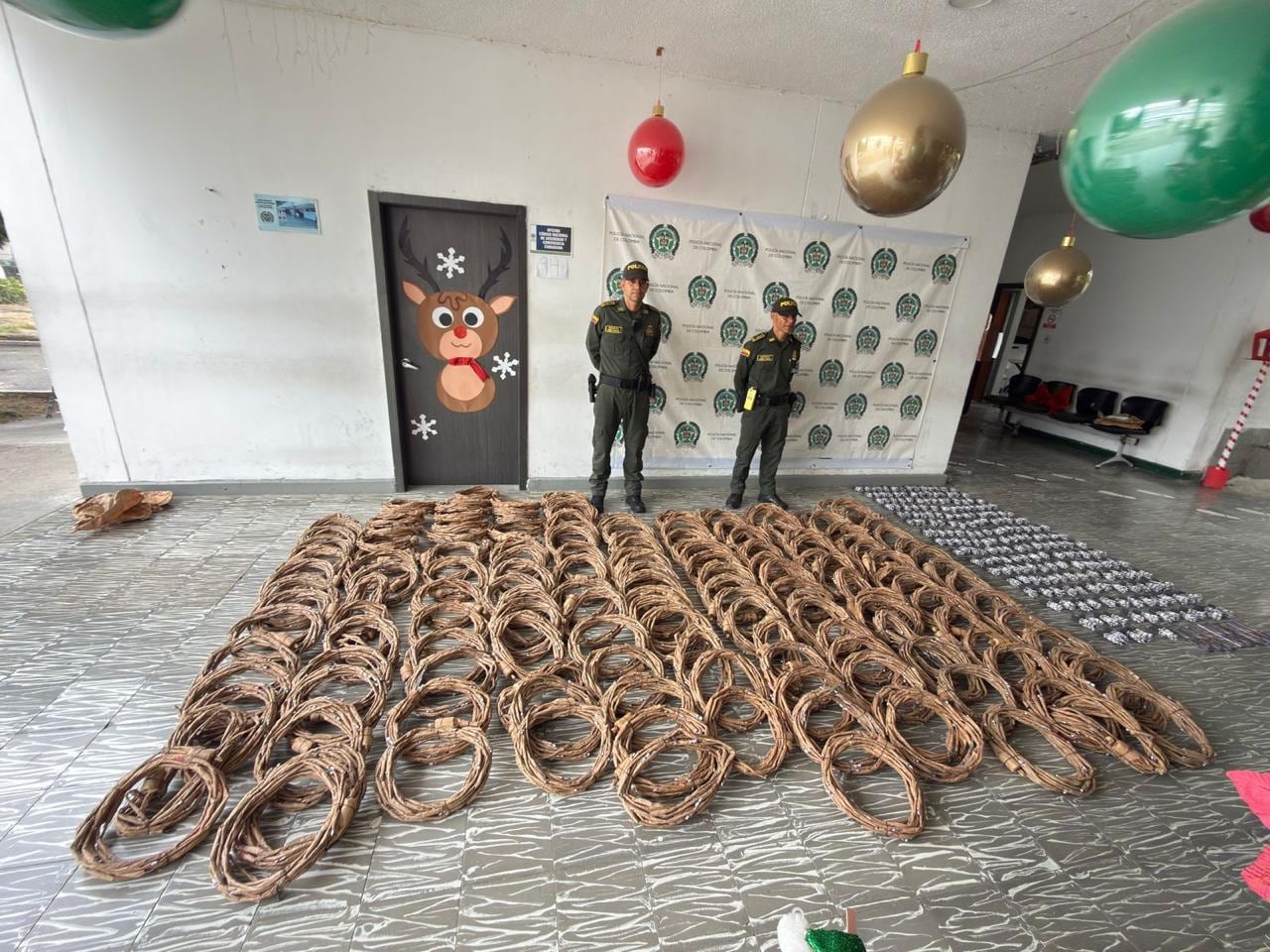 También se incautó pólvora en una empresa de encomiendas.