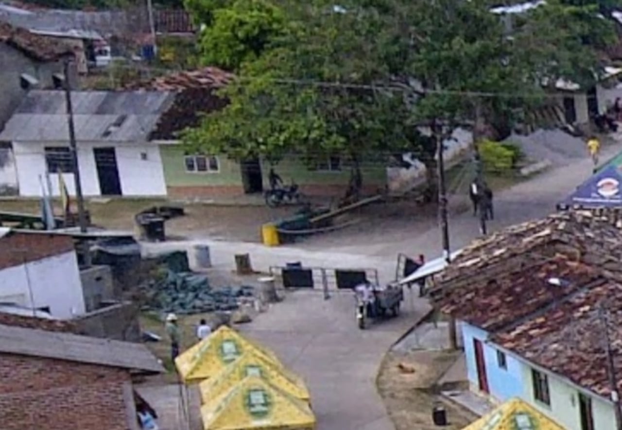 Nuevo atentado con explosivo contra la Policía en el Cauca; autoridades señalan la razón.