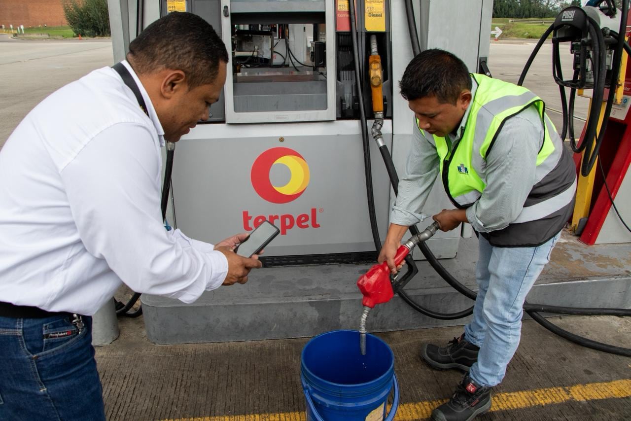 Gobierno abrirá procesos contra 70 estaciones de servicio por incumplimientos en precios y condiciones laborales
gasolina, gasolinera, estación de servicio, terpel, primax