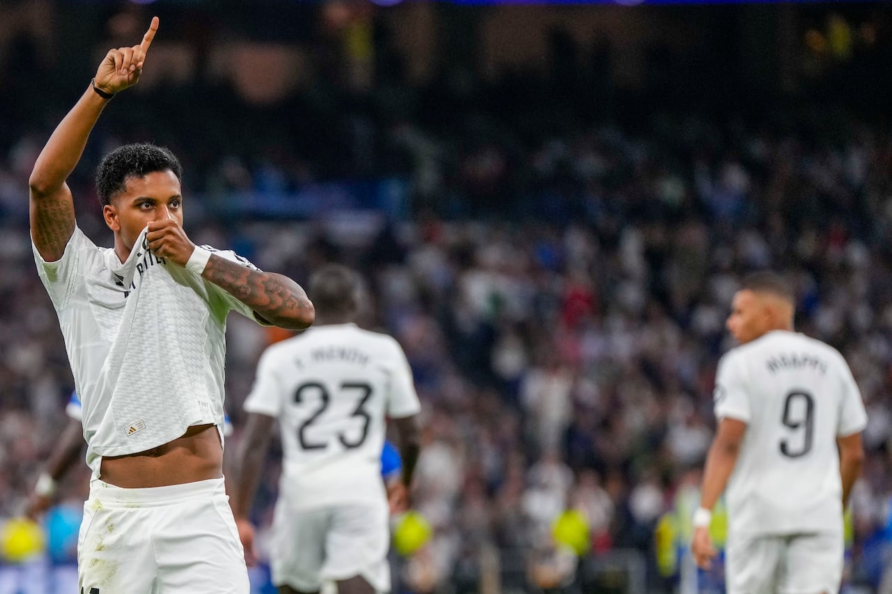Real Madrid venció al Alavés con goles de Lucas Vázquez, Mbappé y Rodrygo.
