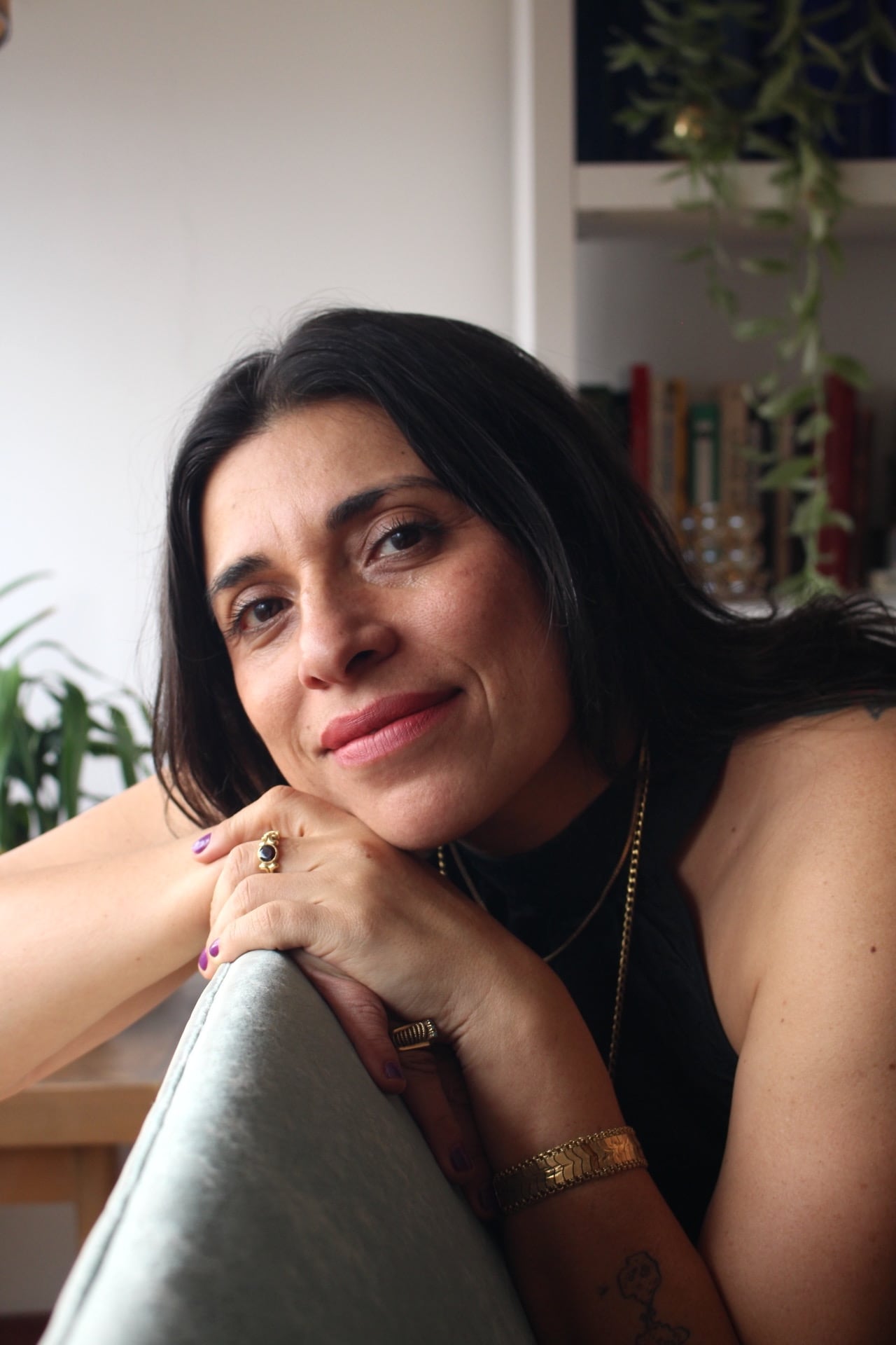 Andrea Salgado, escritora de Sevilla, Valle.