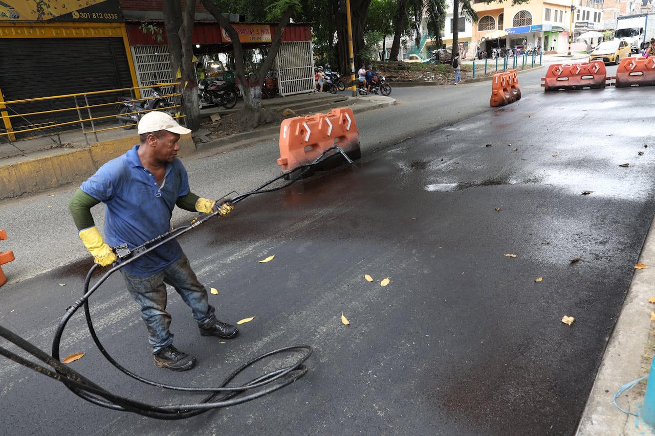 Las obras en la avenida Ciudad de Cali avanzan por tramos en Petecuy, con intervención de calzada, andenes y zonas verdes.