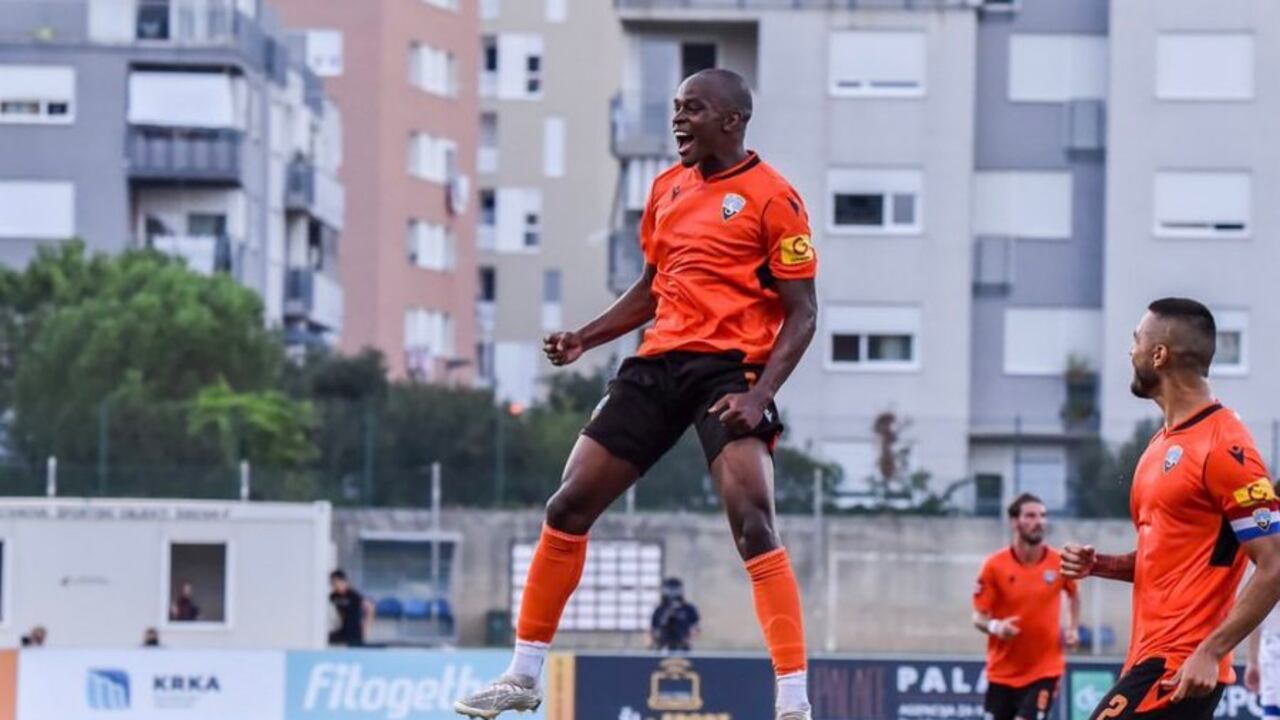 El lateral izquierdo Marcos Mina llegaría al América de Cali.