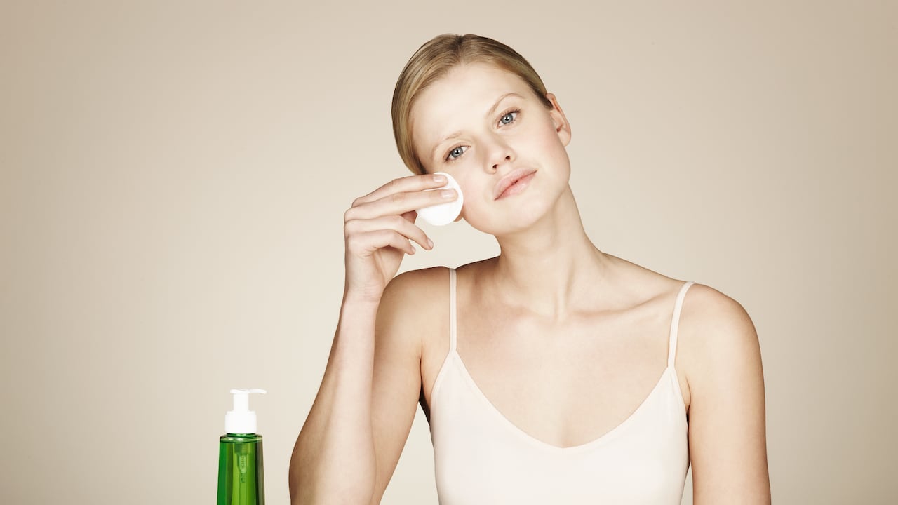 El agua de azahar es un producto de origen natural