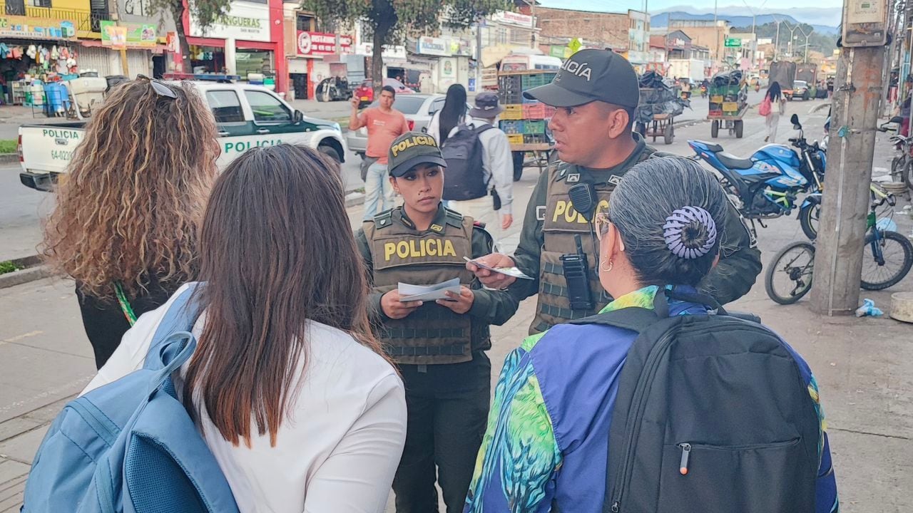 Comerciantes y residentes participaron en las actividades preventivas lideradas por la Policía Metropolitana de Popayán para fortalecer la seguridad ciudadan