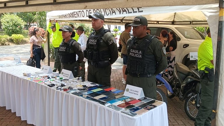 La megatoma permitió la incautación de algunos celulares robados.