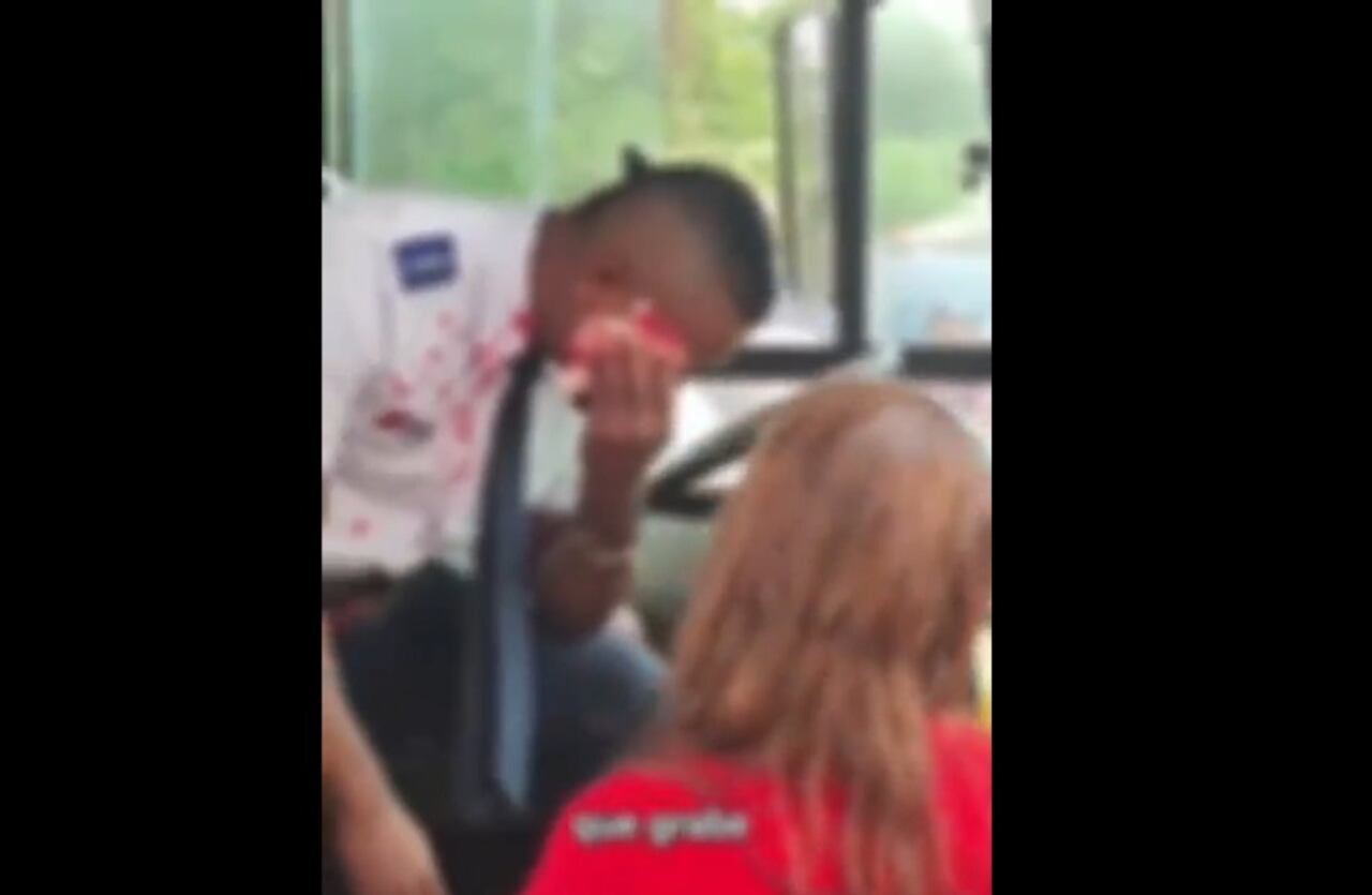 Un conductor de MIO fue agredido por no aumentar la velocidad al conducir.