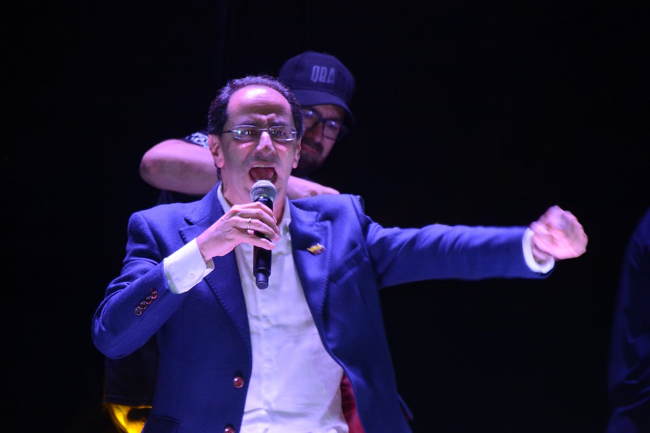 Medicos, artistas reconocidos, ex militares, entre otros estuvieron en el lanzamiento de campaña de Abelardo De La Espriella, que se realizó en Cali.