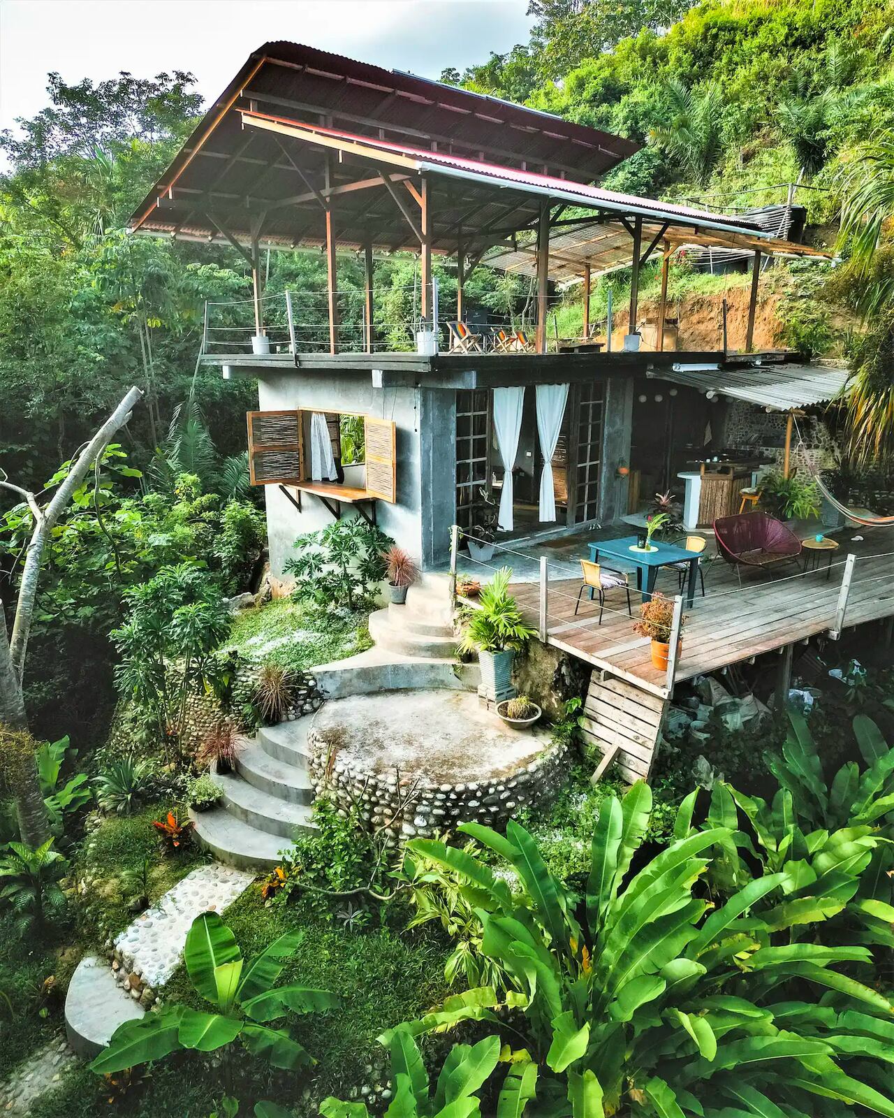 TAMISHKI Casa de la selva.