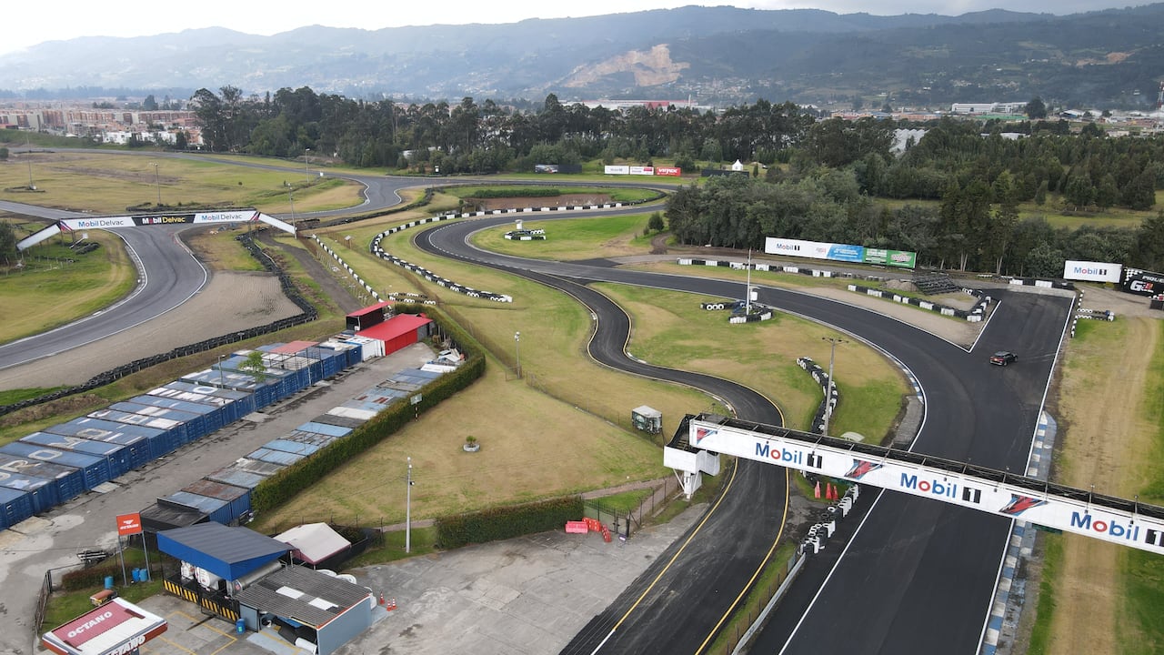 El Autódromo de Tocancipá es la pista de automovilismo más importante del país.