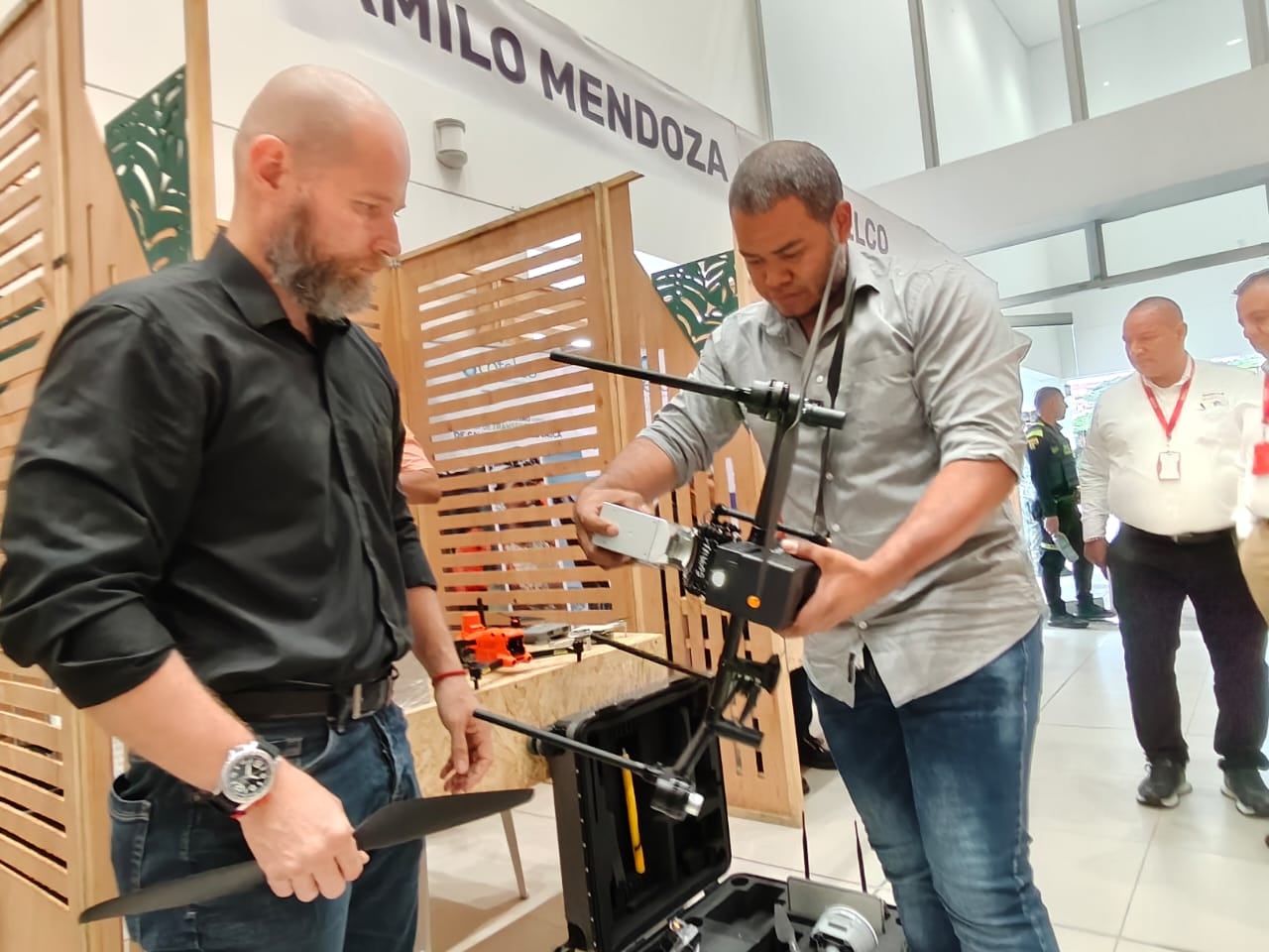 El Congreso Valle y Cali Segura 360° reunió a representantes de las Fuerzas Militares de Colombia, organismos de seguridad, la academia y el sector privado.