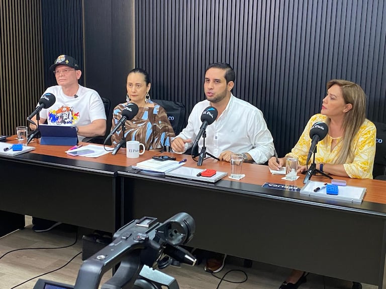 Las figuras políticas debatieron sobre las propuestas de Abelardo de la Espriella, Rafael Rodríguez y María del Carmen Londoño.