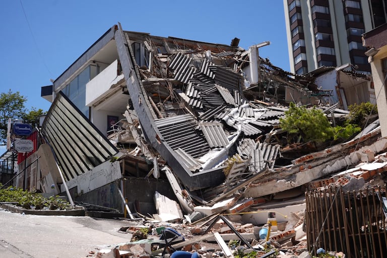 Terremoto Ciudad de Manizales / 10 de agosto / Fotografo: Santiago Álvarez